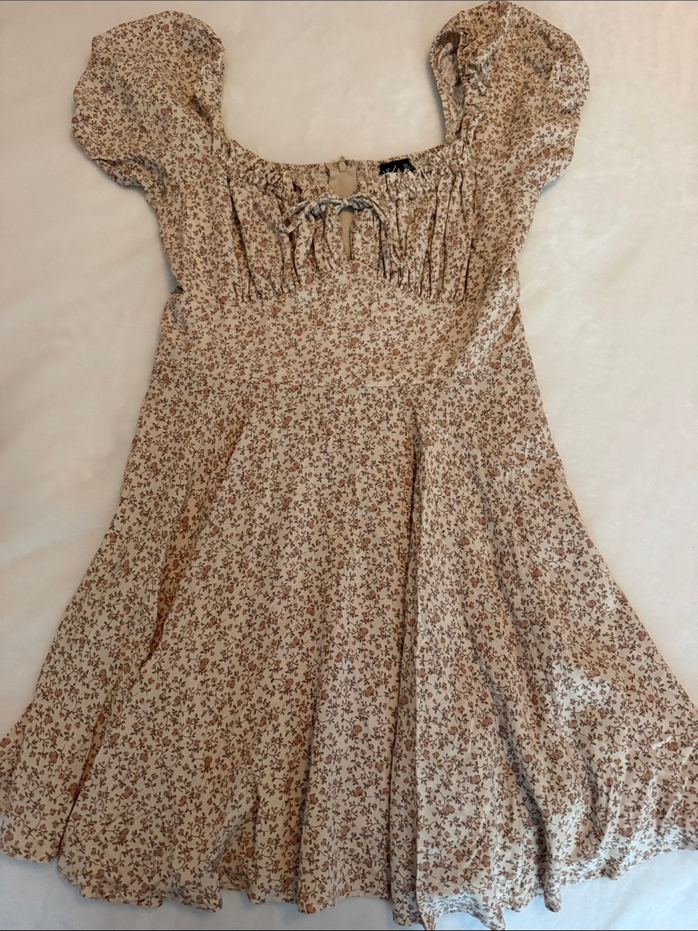 Windsor Cream Floral Puff-Sleeve Mini Dress